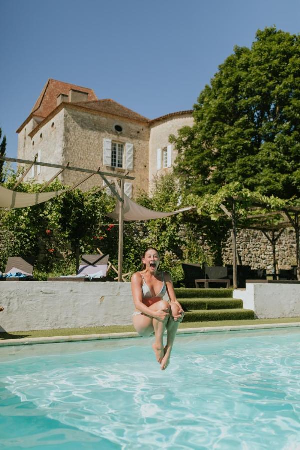 Chateau Barayre - Beautiful 12Th Century Castle With Pool And Large Garden Laussou Exterior photo